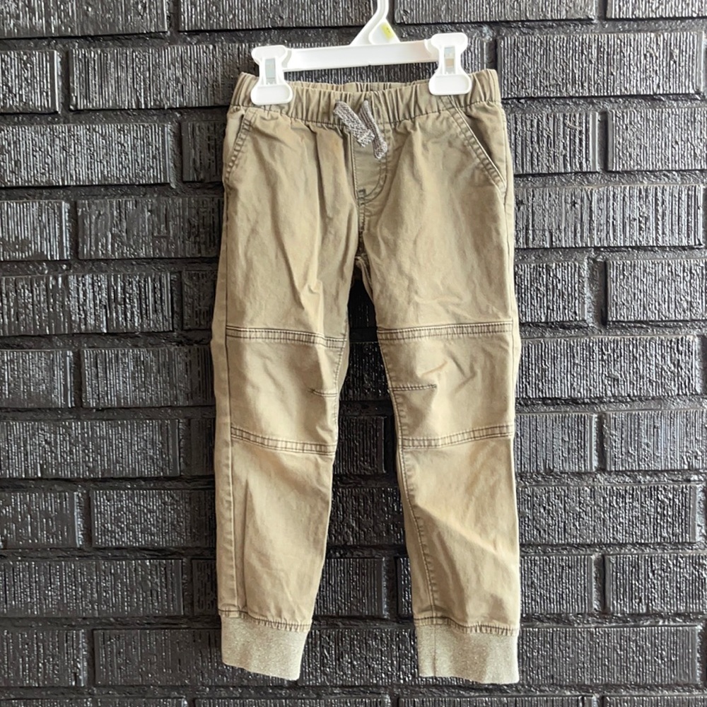 Boys olive color jogger pant
